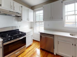 280 McGrath Hwy #1, Somerville, MA 02143