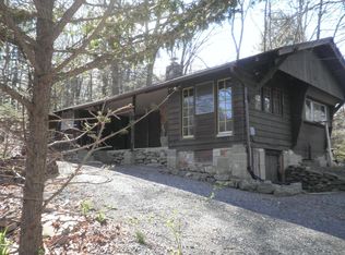 3175 Shafers Schoolhouse Rd, Stroudsburg, PA 18360