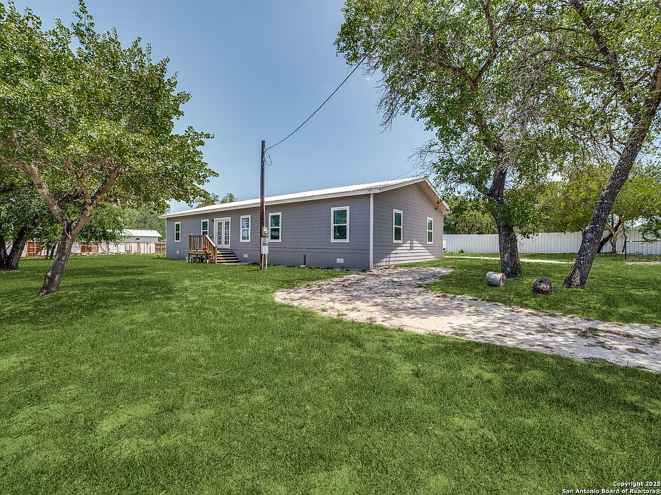 1st image of 22806 Shady Forest Dr