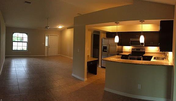 2nd image of 2113 SE 14th Ter