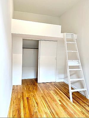 5th image of 319 W 92nd St APT 5