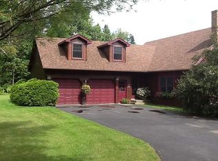 1851 Valley Rd, Derby Line, VT 05830