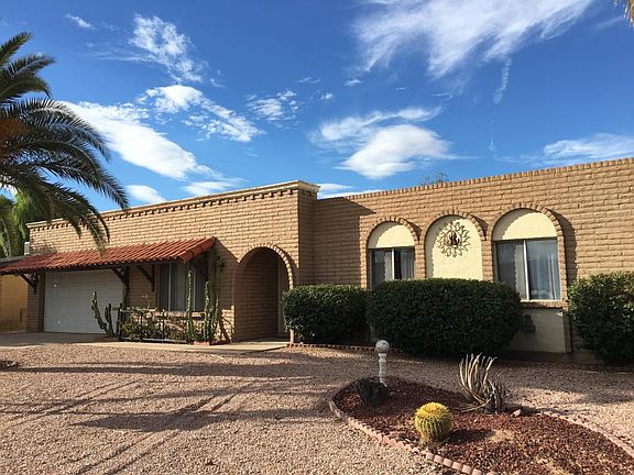 5th image of 2178 E Palmcroft Dr