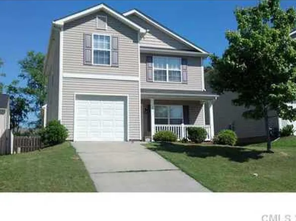 3931 Damask Dr, Charlotte, NC 28206