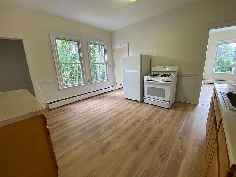 39 Greenleaf St #3 — Photo 13