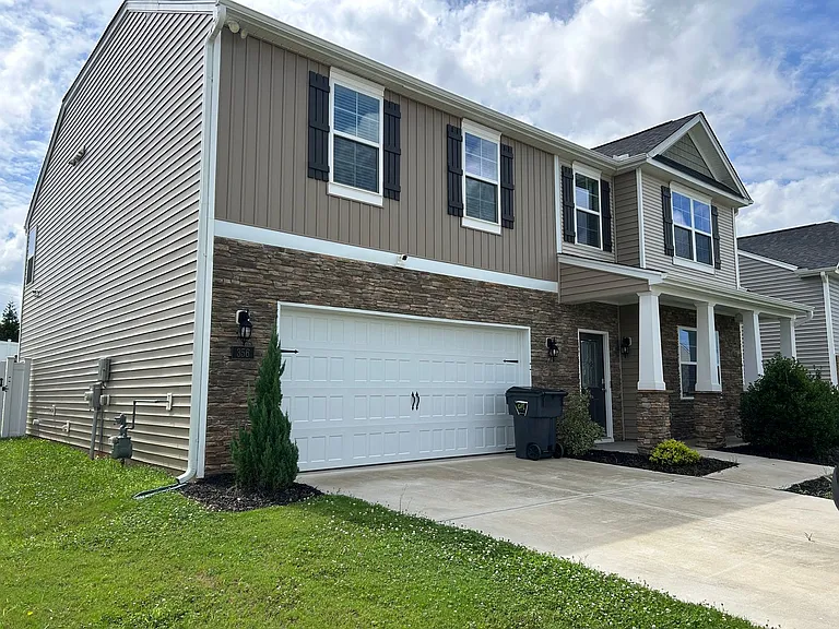 356 Bryson Blvd — Photo 4
