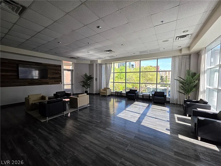 62 E Serene Ave #225 — Photo 21