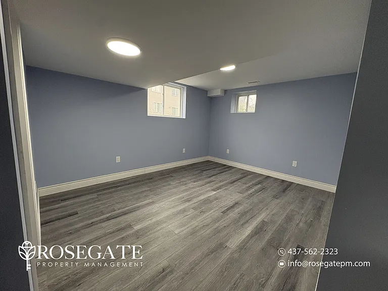 260 Bethune Ave #2 — Photo 8