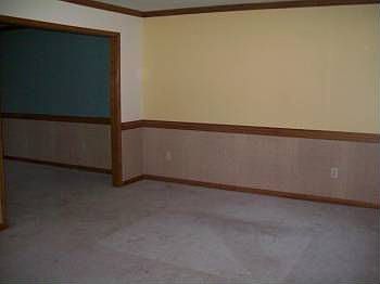 3rd image of 932 Chartwell Dr