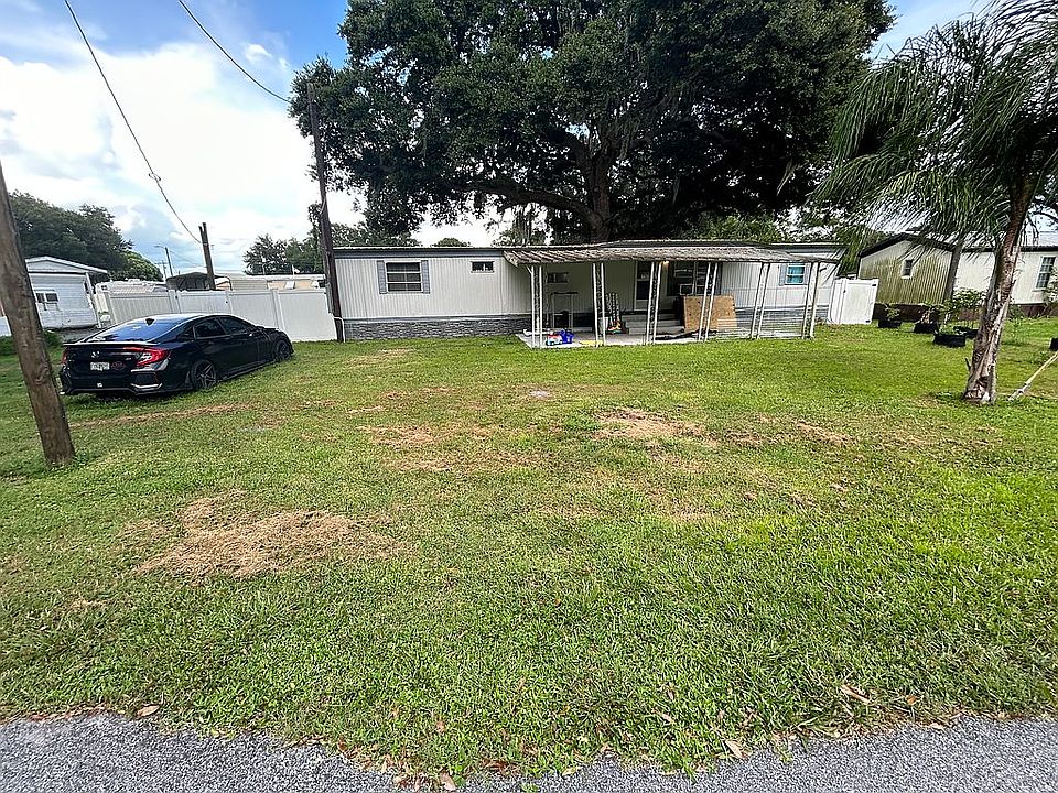 1st image of 125 N Oak Dr