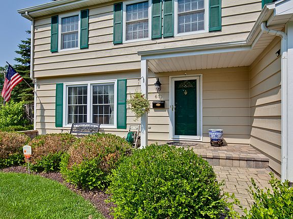 3rd image of 612 Rockland Ave