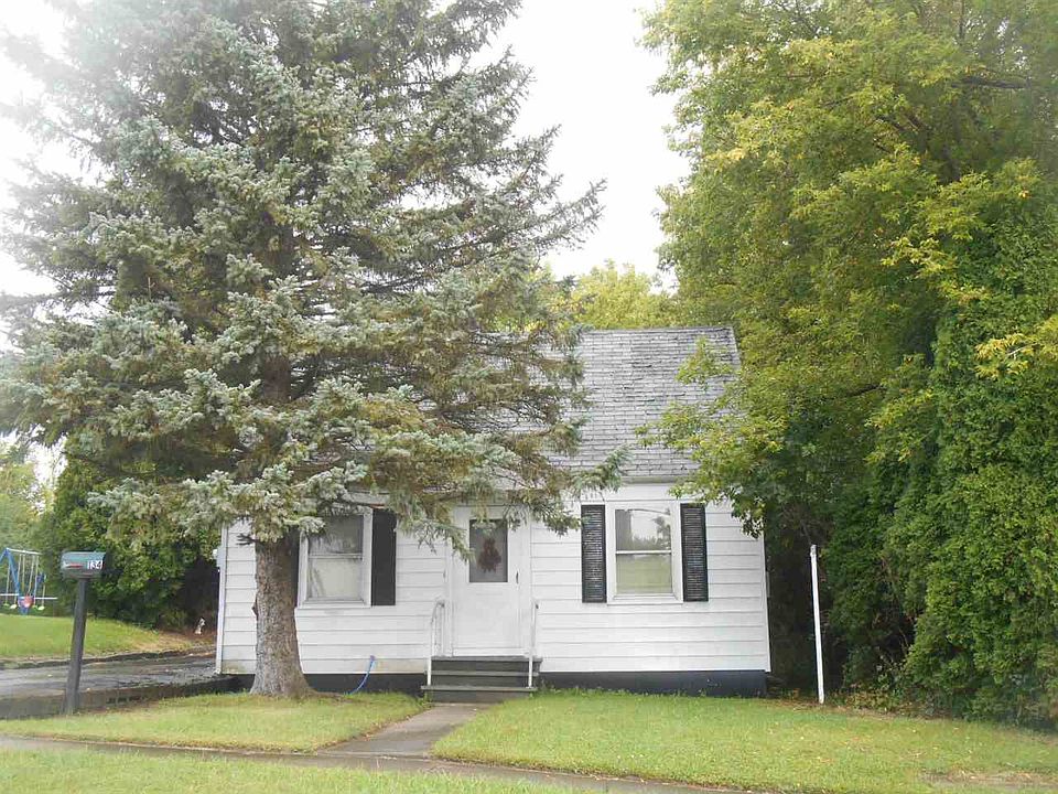 1st image of 134 Jefferson Ave