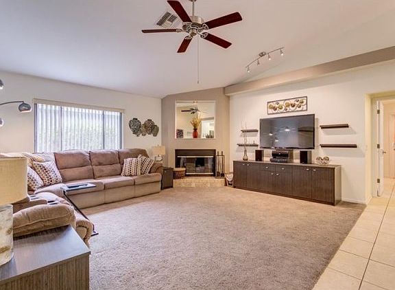 5th image of 2228 Fairoaks Dr