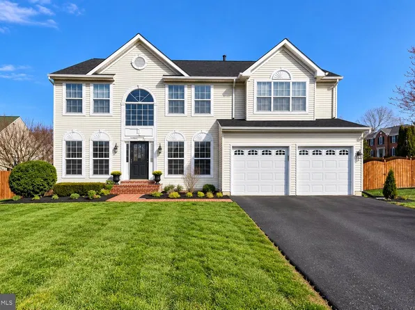 2 Marquis Ct, Stafford, VA 22554