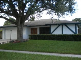 6483 Amberwoods Dr, Boca Raton, FL 33433