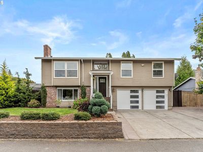 13729 SE Center St, Portland, OR, 97236