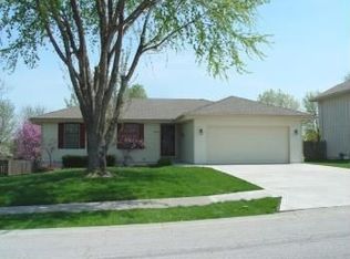 1323 NE Florence Ave, Lees Summit, MO 64086