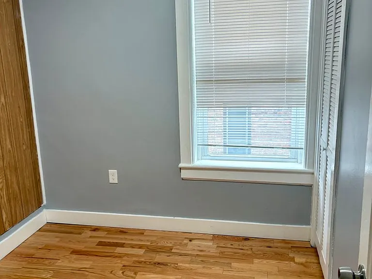 24 Hart St — Photo 10