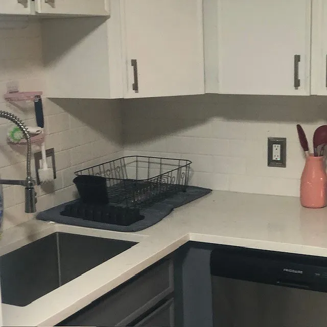 3 bed, 1.5 bath, 1100 sqft, $3,300 — Photo 3