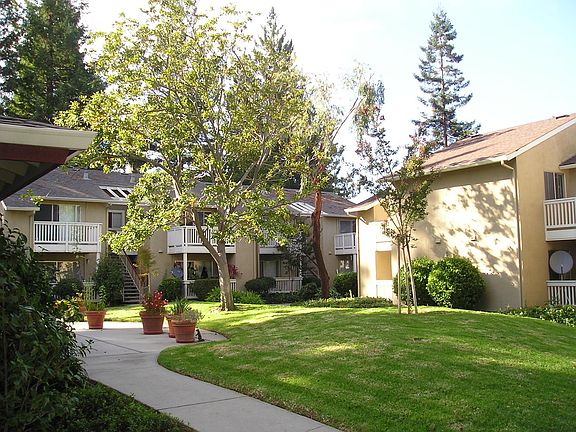 5th image of 1145 Miramar Way APT 51