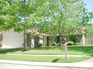 735 Ridgewood Dr, Mandeville, LA 70471
