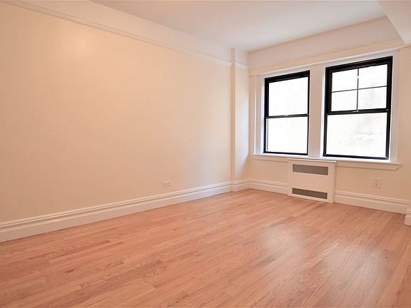 5th image of 95 Christopher St #1EE