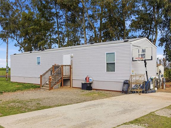 4th image of 4830 Hall Rd