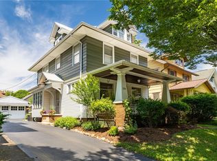 570 Hazelwood Ter, Rochester, NY 14609