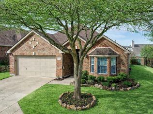 932 Ocean Dr, Fairview, TX 75069