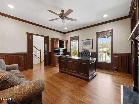 4th image of 4418 Polly Gully Court SE
