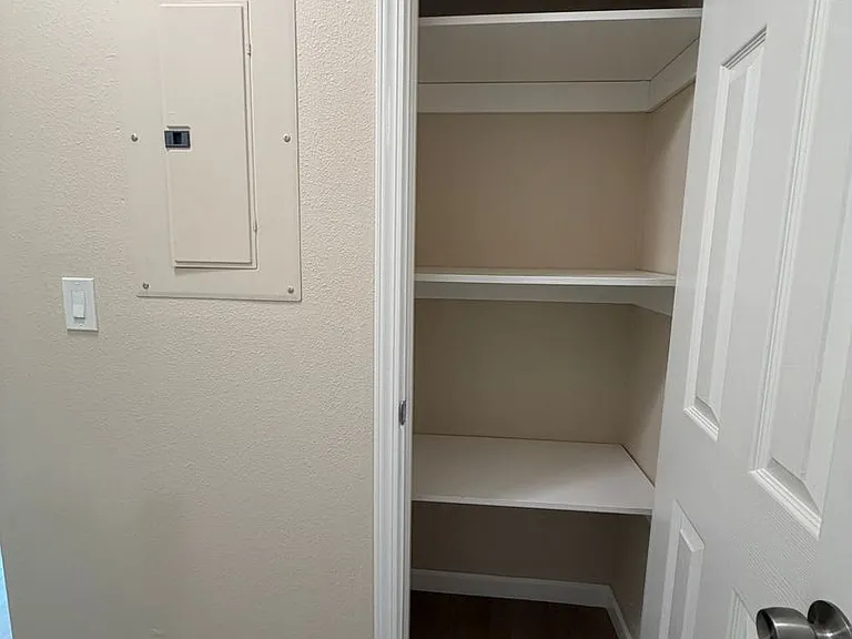 1370 Calabazas Blvd — Photo 14