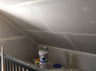 28036 Schram St, Roseville, MI 48066