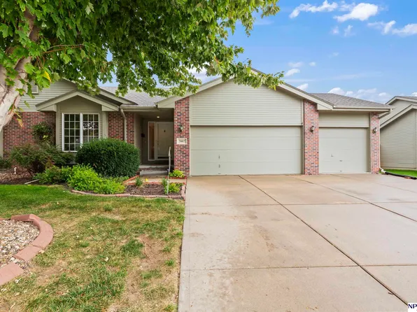 7007 S 156th Avenue Cir, Omaha, NE 68136