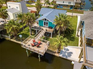 4630 Jamaica Cove Rd, Jamaica Beach, TX 77554