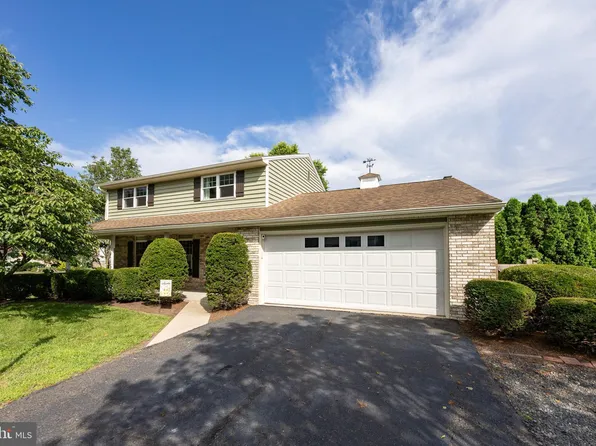 52 Onyx Ln, Gilbertsville, PA 19525