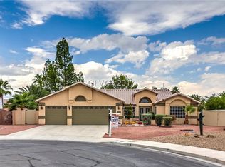 6324 Whispering Glen Cir, Las Vegas, NV 89108