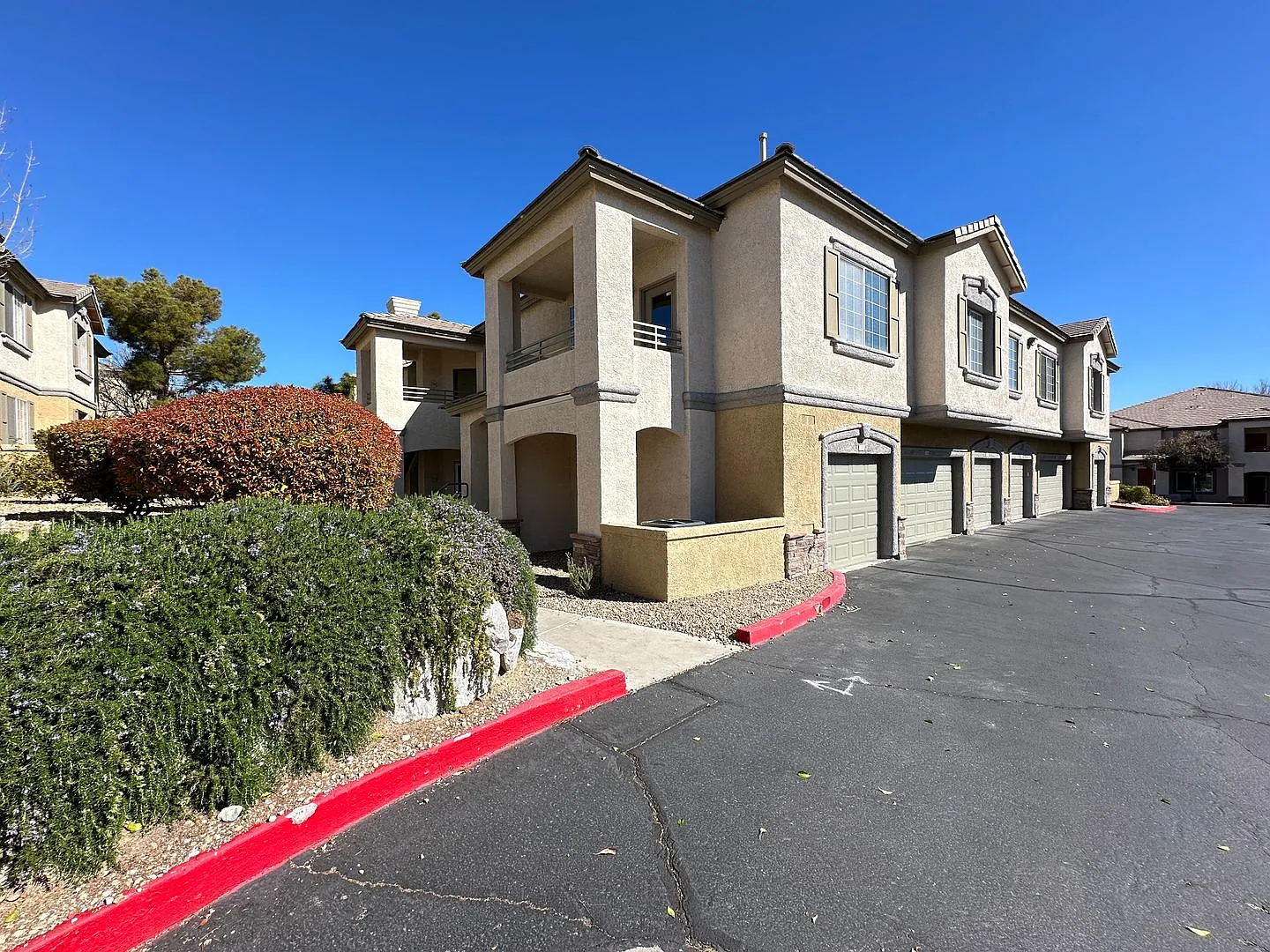 Pacific Crest — Photo 2