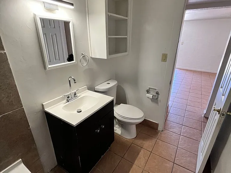 115 E Alturas St — Photo 27