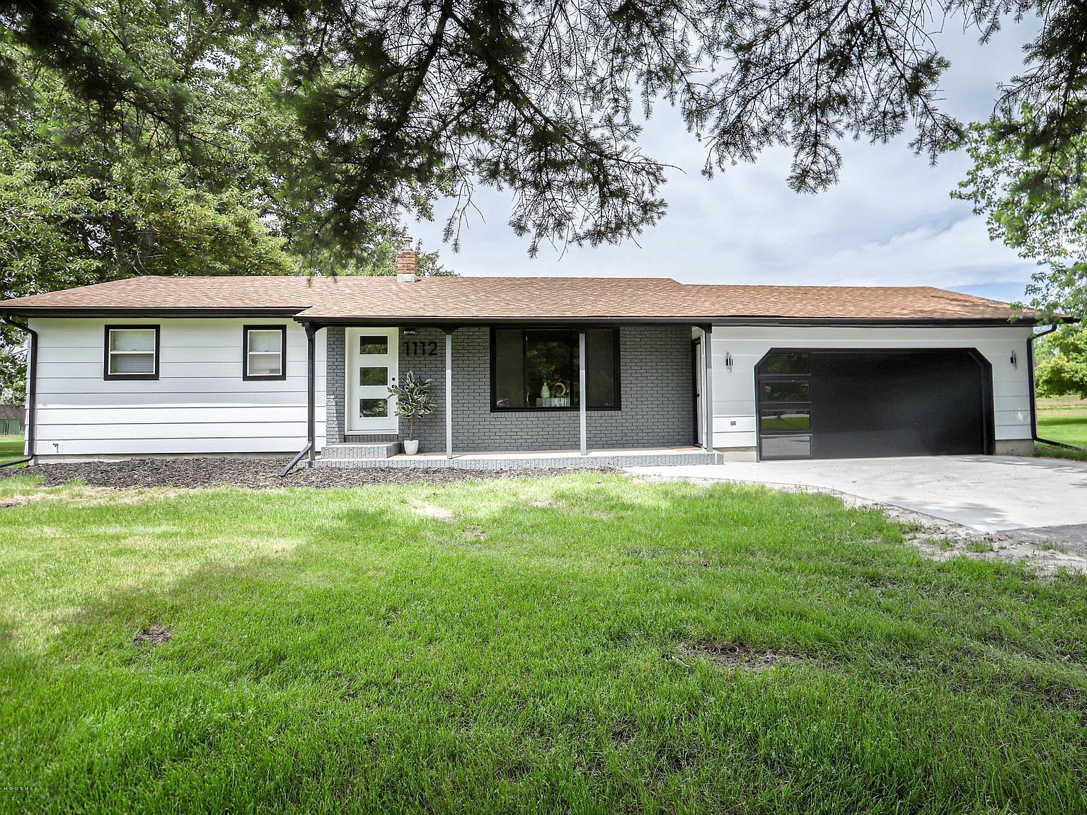 1112 63rd Ave N, Moorhead, MN 56560 | Zillow