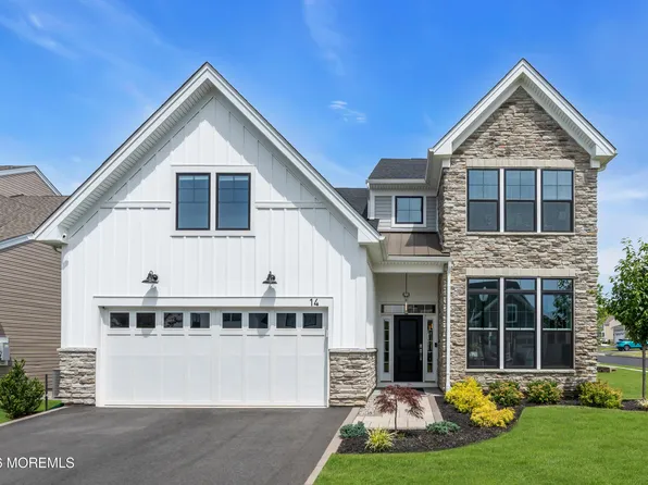 14 Sofia Drive, Manalapan, NJ 07726