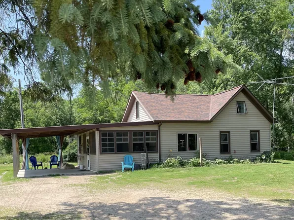 38281 Scenic Hwy, Bovey, MN 55709