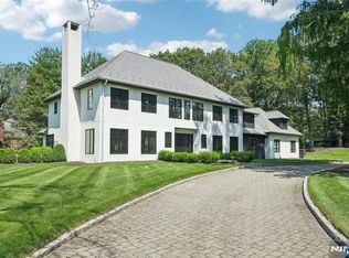 58 Twin Brooks Rd, Saddle River, NJ 07458