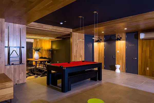 Rented by Nooklyn NYC LLC | media 71