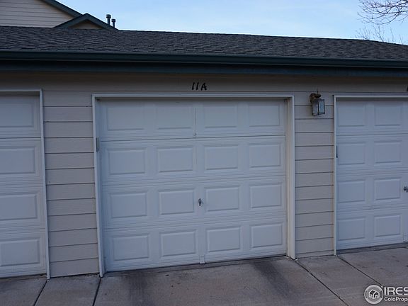 1 Car Garage w/Opener