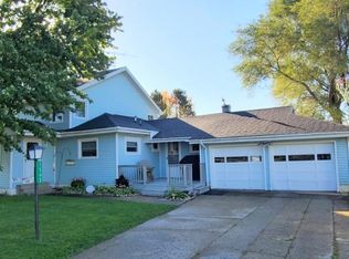 1542 Galbraith Line Rd, Yale, MI 48097