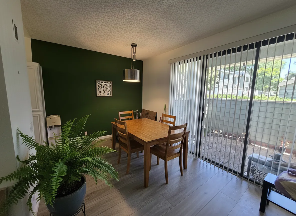 2 bed, 936 sqft, $2,900 — Photo 2