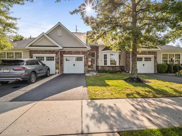 78 Ables Run Dr, Absecon, NJ 08201