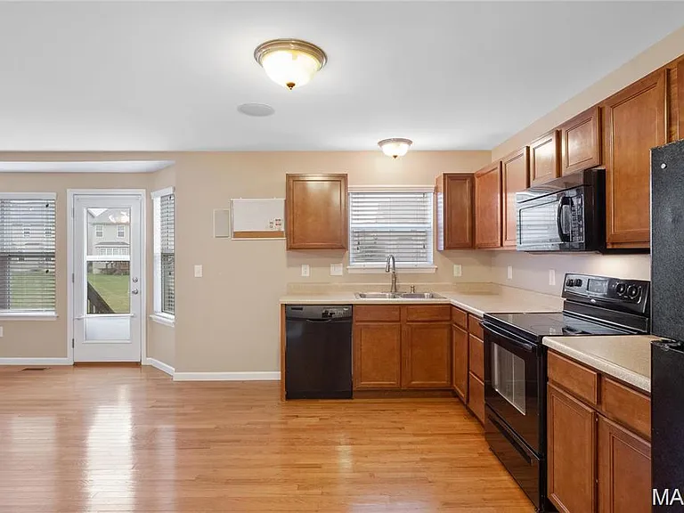 7026 Conner Pointe Dr — Photo 12
