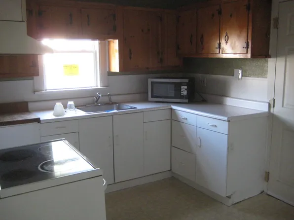 19 1/2 Plant St, Deepwater, NJ 08023