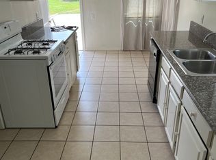 1508 El Sereno Dr, Bakersfield, CA 93304